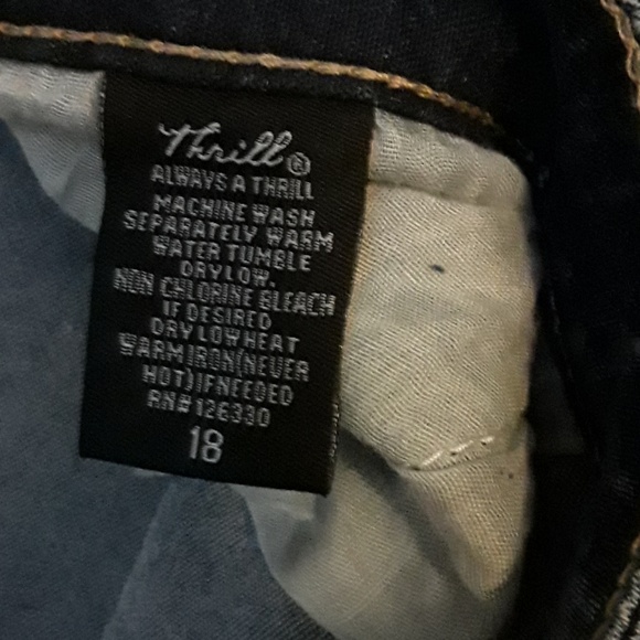 Thrill Jeans - Picture 4 of 4